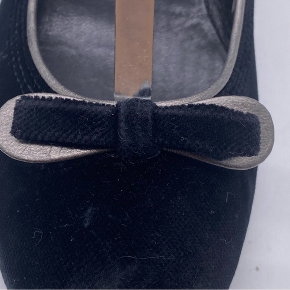 Marc Fisher Vintage Black Velvet/leather flat shoes Sixe 6.5 Made in Italy 🇮🇹 - Picture 4 of 10
